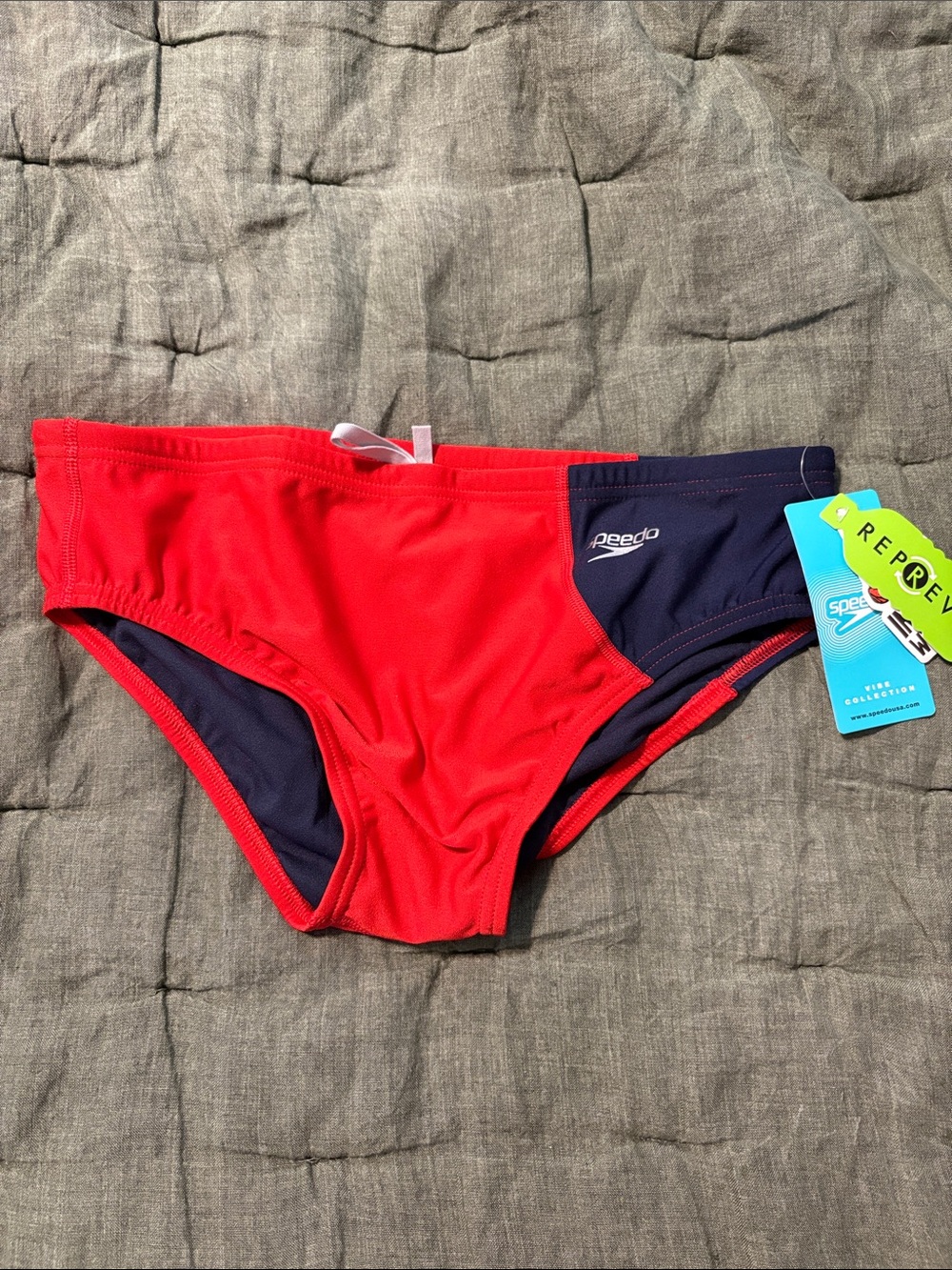 Speedo NWT Red and Navy Men's Swim Briefs